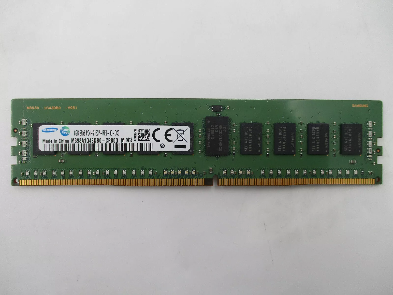 Imagen de Memoria 8GB 2Rx8 PC4-21339-RE0-10-DC0