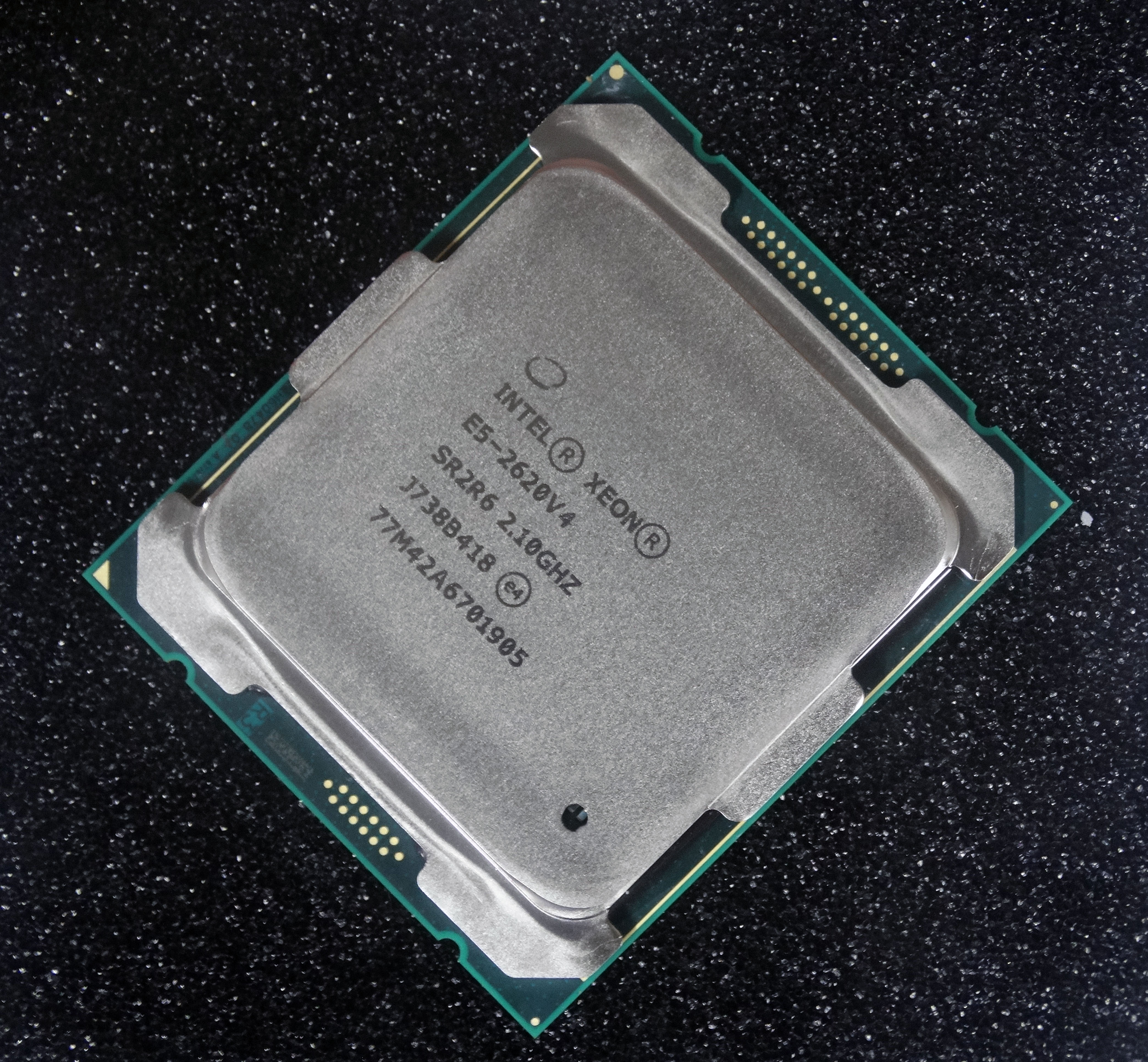 Imagen de Procesador XEON SR2R6 2 10GHz